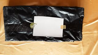 real live unboxing. Operation name:TERMINATE ALL!!. Mosquitoes that even eat cows. Mosquitoes meet their natural enemies.