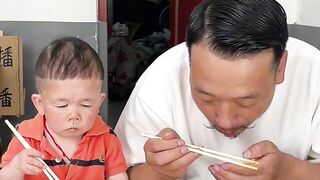 Father and sons food fight