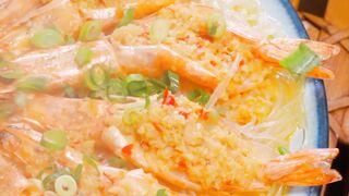 Steamed Prawns with Minced Garlic