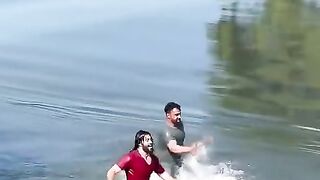 Yaari_main_kya_ha_yaar_kya_jane_????????????????_#swimming_#shortvideo_#youtube_#water_#youtubeshorts(480p).
