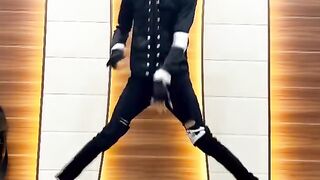 Baba_Jackson_new_Funny_????video￼????????????????_#babajackson_#michaeljackson_#trending_#dance_#dancecover(480p).