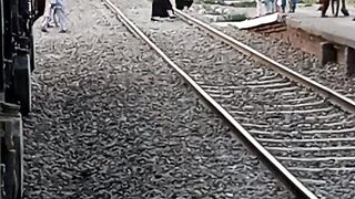 Train travel live #viral video