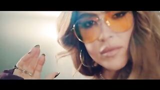 Hadise_-_Farkımız_Var(360p).