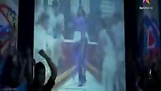Mahi_Mahi_Chala_Pawa_De___Kismat___1080p_HD_BollywoodHD_mobi(144p).