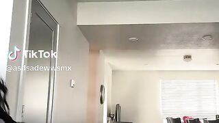 Cute girl Dancing 2