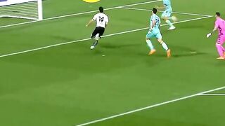When Players Show Their Goalkeeper Skills 2