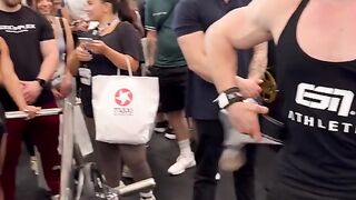 200kg / 440lbs Dumbbell row!????