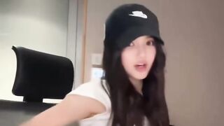 Outfit check, modani’s fit today! she’s wearing calvin klein jeans  ➖➖ ©️ Adm tata