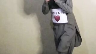 Qari sahab showing Love for Hamza