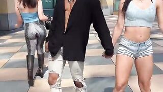 She caught me looking at another girl ????