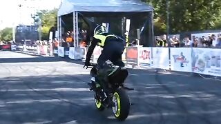 Bike Stunts