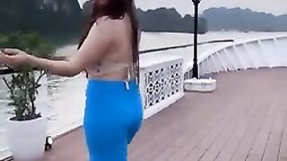 Kisi ke ishq main khud ko milta dalo ye ho nai Sakta