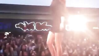 Kylie Jenner Model Walk Vs Normal Walk #shorts #viral #kyliejenner