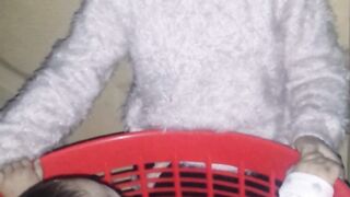 Barri bhain chotti bhain ko new style say jhulla juhlati hoi#short
