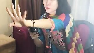 چيني ڇوڪري سنڌي ڳالھائيندي