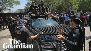 Moment former Pakistan PM Imran Khan is arrested