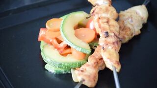 "Culinary Connoisseur: Discovering Exquisite Flavors"