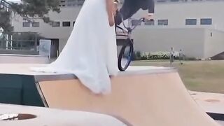 Subscribe to the Kiss ????????????????????????????????????????