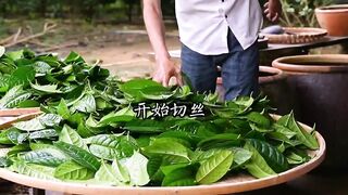 Don’t be afraid of being late for a good meal. Don’t be afraid of slow tea making.