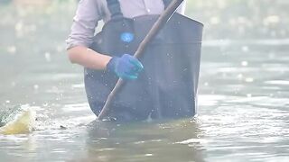 Catching soft-shelled turtles is also a technical activity.