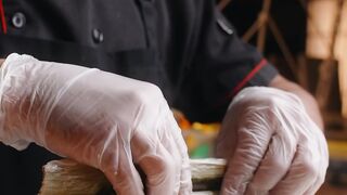 "Savor & Share: Delightful Culinary Discoveries"