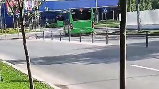 Autobuz