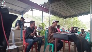 karaoke on thanksgiving day