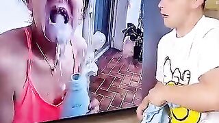 Do you want to laugh_ Come to my channel???? _shorts _funny _trynottolaugh