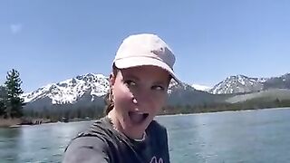 How to train ur dog to go paddle boarding__????️_dogshorts _pets _dog _dogtraining _lake _paddleboard