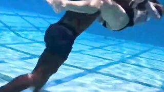 male vs female wrestling underwater wrestling