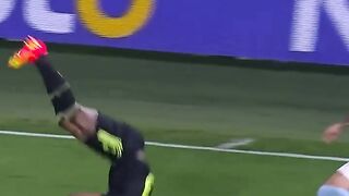 Eder Militao Trademark Get Up