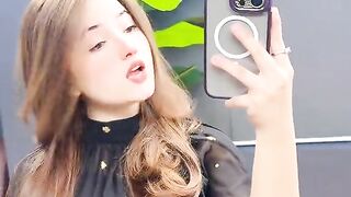 very beautiful video I love this queen