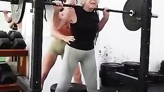 75-year-old fitness influencer shares how she learned to live happily l GMA