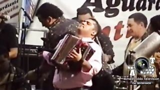 EL VERSO MAS LARGO DE IVAN ZULETA CON DIOMEDES EN CAMPO DE LA CRUZ