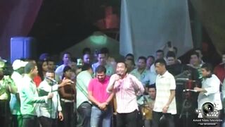 MI MUCHACHO DIOMEDES DIAZ LE CANTA A SU HIJO RAFAEL SANTOS CON ALVARO LOPEZ