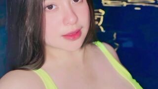 a little extra pose movement for the man I love Un pequeño movimiento de pose extra para el hombre que amo.