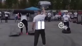 Man dies after lifting heavy weights