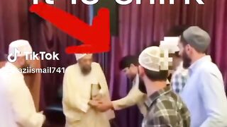Shirk_to_Allah_alone_check_what_this_muslim_man_did