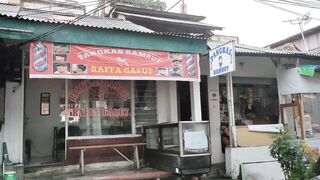 ASMR massage at barber in Southeast Asia