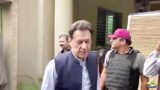Raoof Hasans meeting with Imran Khan  Kaptan Shares Important Message