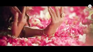 Aao Raja  Yo Yo Honey Singh  Chitrangada Singh  Neha Kakkar  Gabbar is Back
