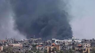 Israeli airstrikes kill dozens of displaced Gazans in Rafah