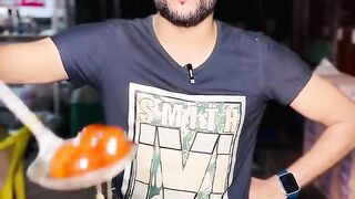 2 gulab jamun khao aik k paise de k jao???? kisko khani???? Sulman Noman❤️ #shorts #summervibes.