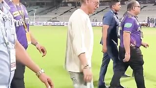 Shah Rukh Khan meeting the KKR team post win _ #KnightsTV _ TATAIPL2024.