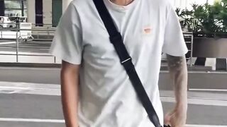 Cute Couple KL Rahul & Athiya spotted at the Airport Viral Masti Bollywood