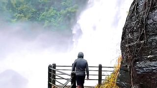 Exploring SRI LANKA: Must-See Places in 2024