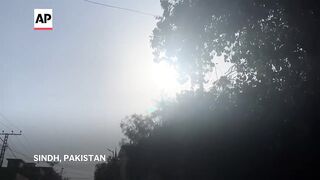 Temperatures soar to over 50 degrees Celsius in parts of Pakistan.