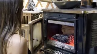 How I Stay Warm - Off the Grid - Chopping Wood in the Wilderness #youtubeshorts #offgrid #alone #axe 2
