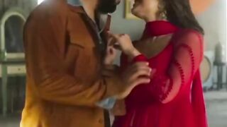 Tere Vaaste sara Ali Khan Vicky Kaushal