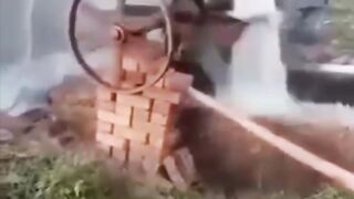 ہمیں خود اٹھنا ہوگا اور اپنے حالات بدلنے  ہوں گے۔